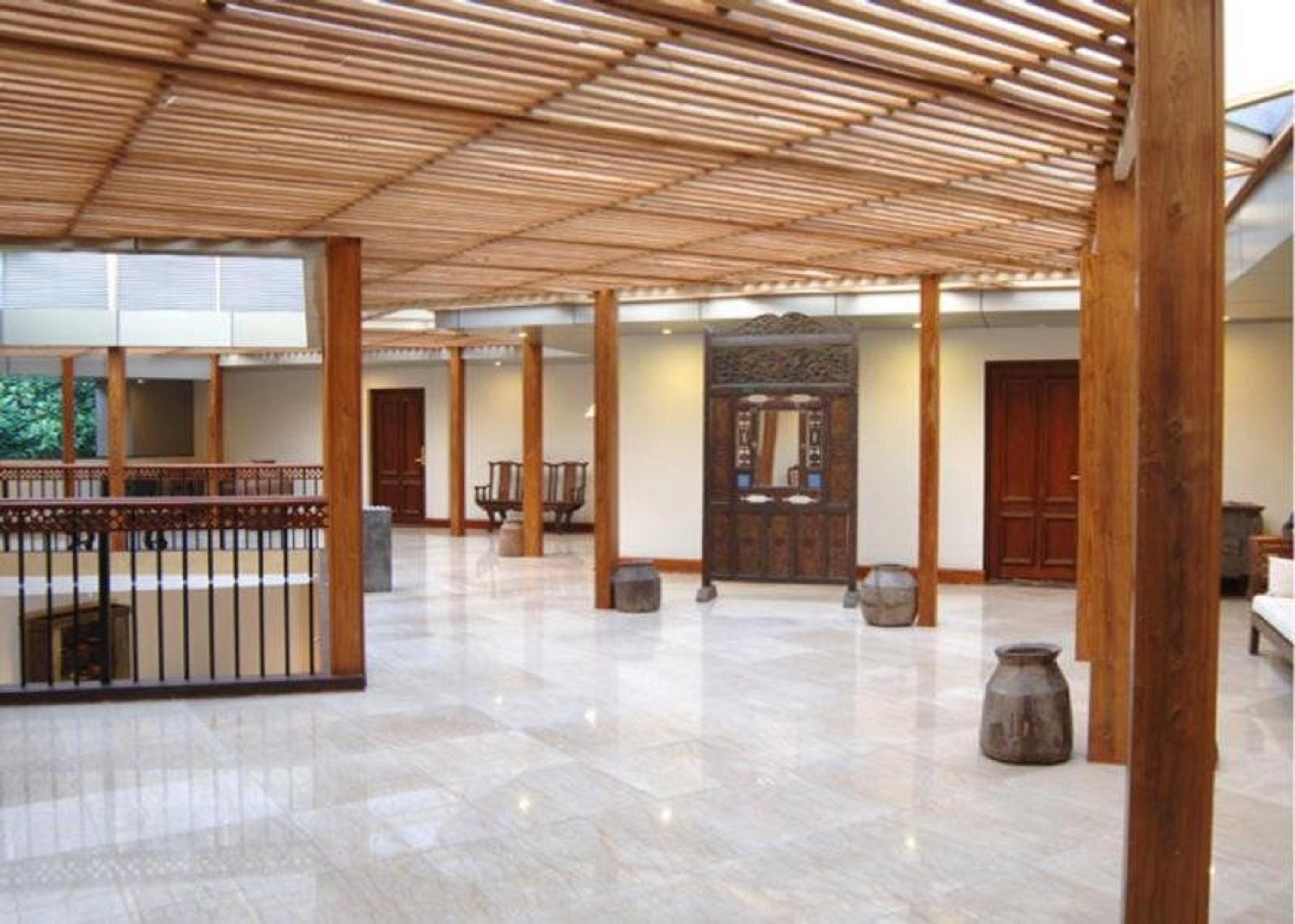 Earl'S Regency Hotel Канди Экстерьер фото